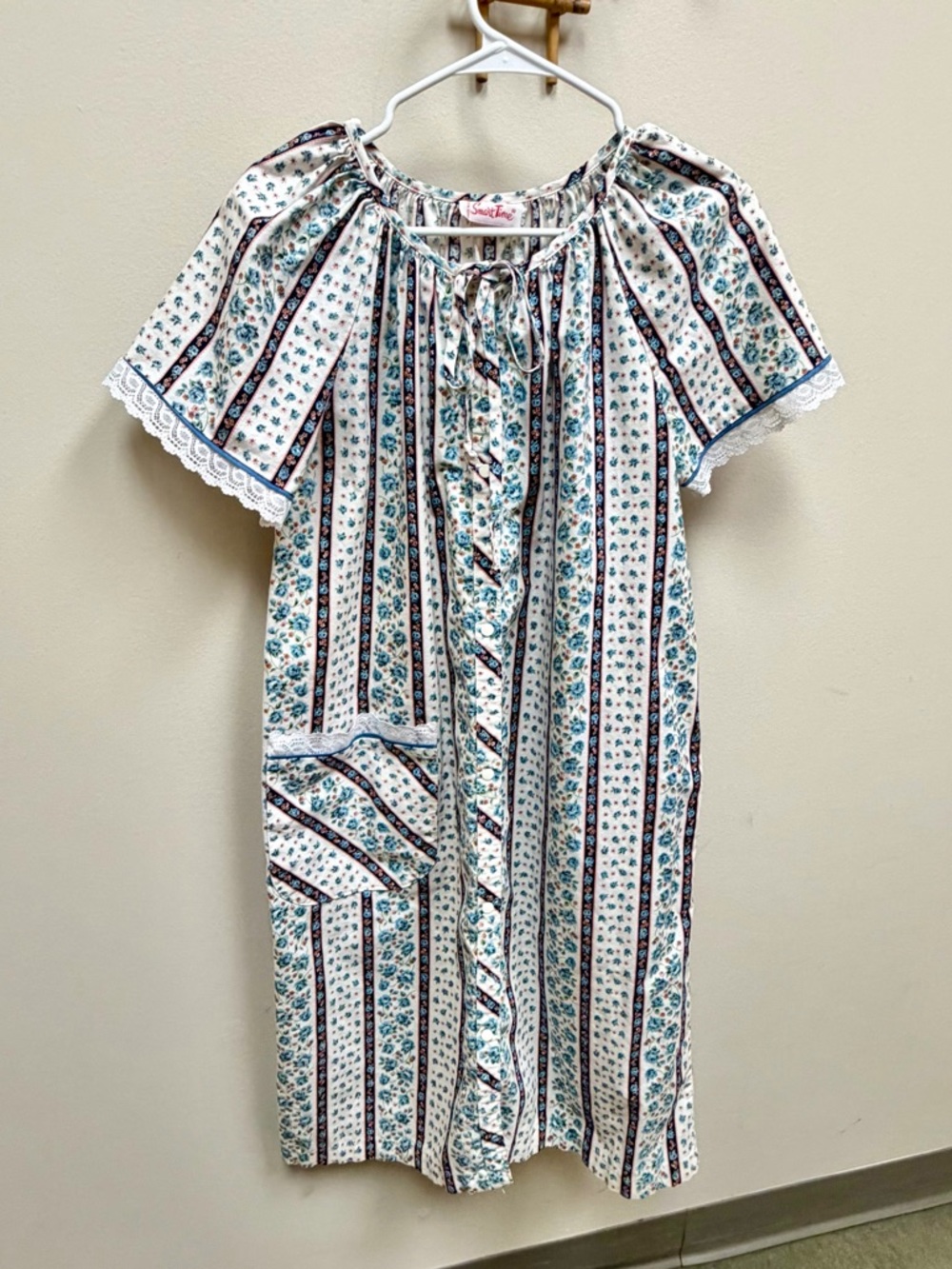 60s Vintage 🌸 Smart Time Floral Peasant Nightgown